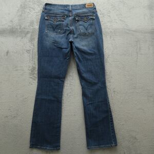 Levi's 515 Jeans Women's 8M Blue Mid-Rise Bootcut Flap-PKT 31" Inseam Distressed
